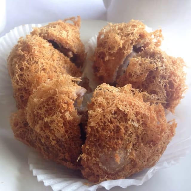 Deep Fried Taro Turnover (3) / 芋蓉炸芋角.