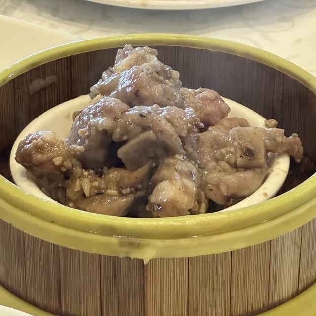 Pork Ribs In Black Bean Sausage / 豉汁蒸排骨.