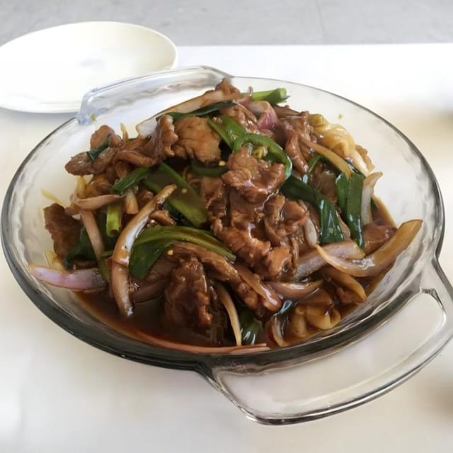 Mongolian Beef (蒙古牛).