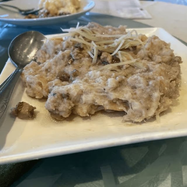 Steam Pork Patty Over with Salty Fish / 鹹魚蒸肉餅.